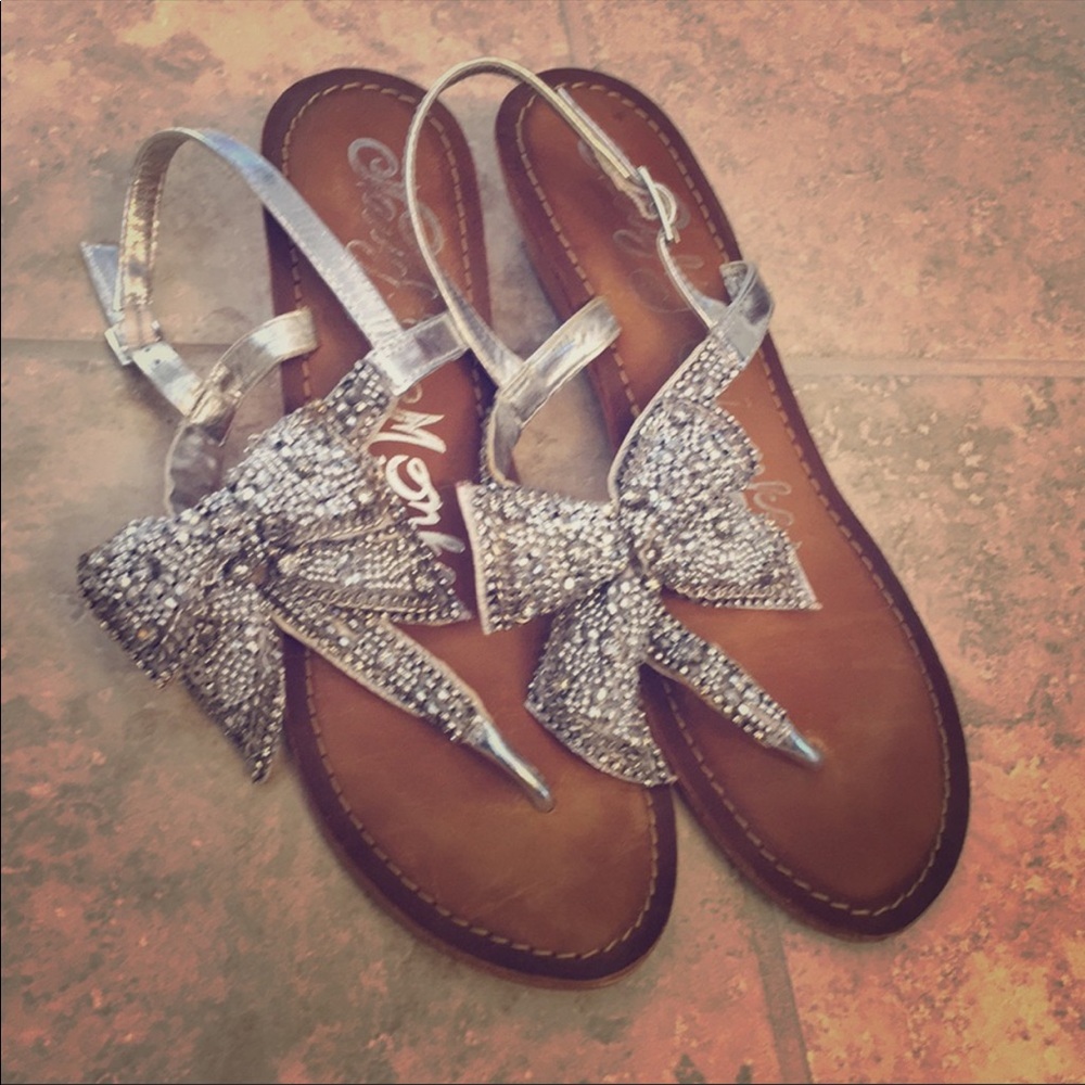 Naughty monkey sandals